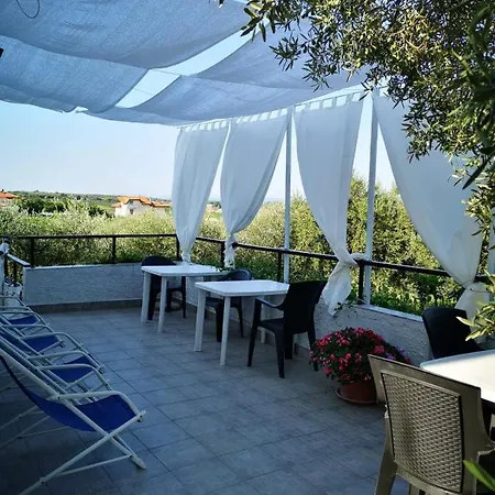 فندق مبيت وإفطار Stella Dell'adriatico